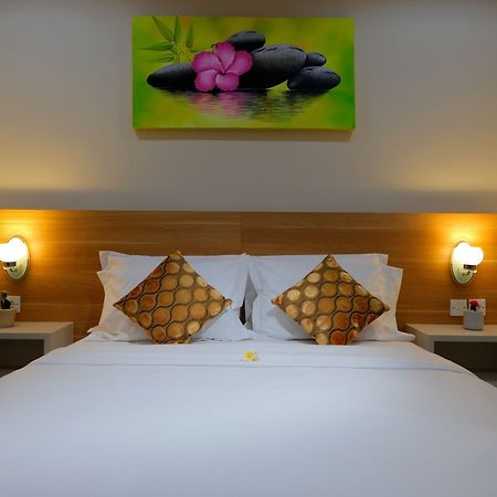 Bed and Breakfast Iconic Bali Living à Denpasar Extérieur photo