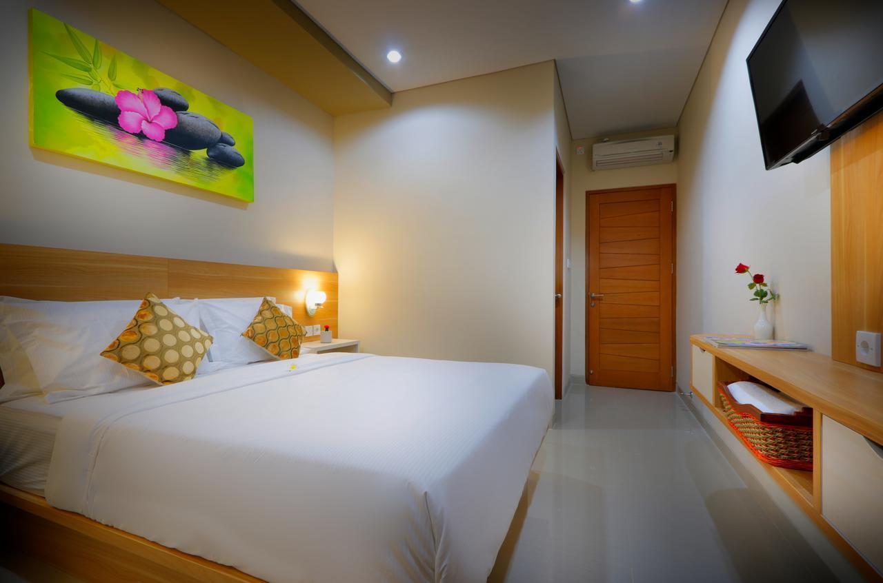 Bed and Breakfast Iconic Bali Living à Denpasar Extérieur photo