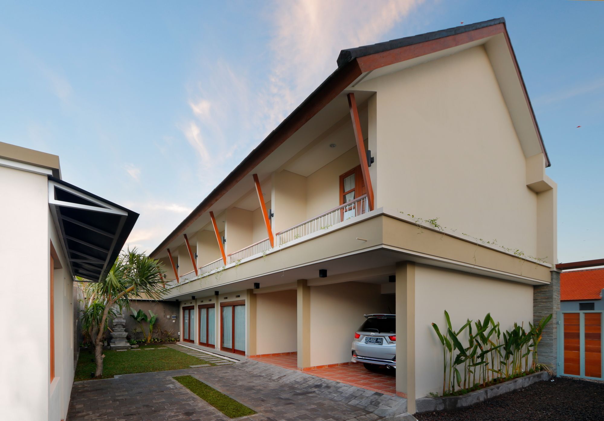 Bed and Breakfast Iconic Bali Living à Denpasar Extérieur photo